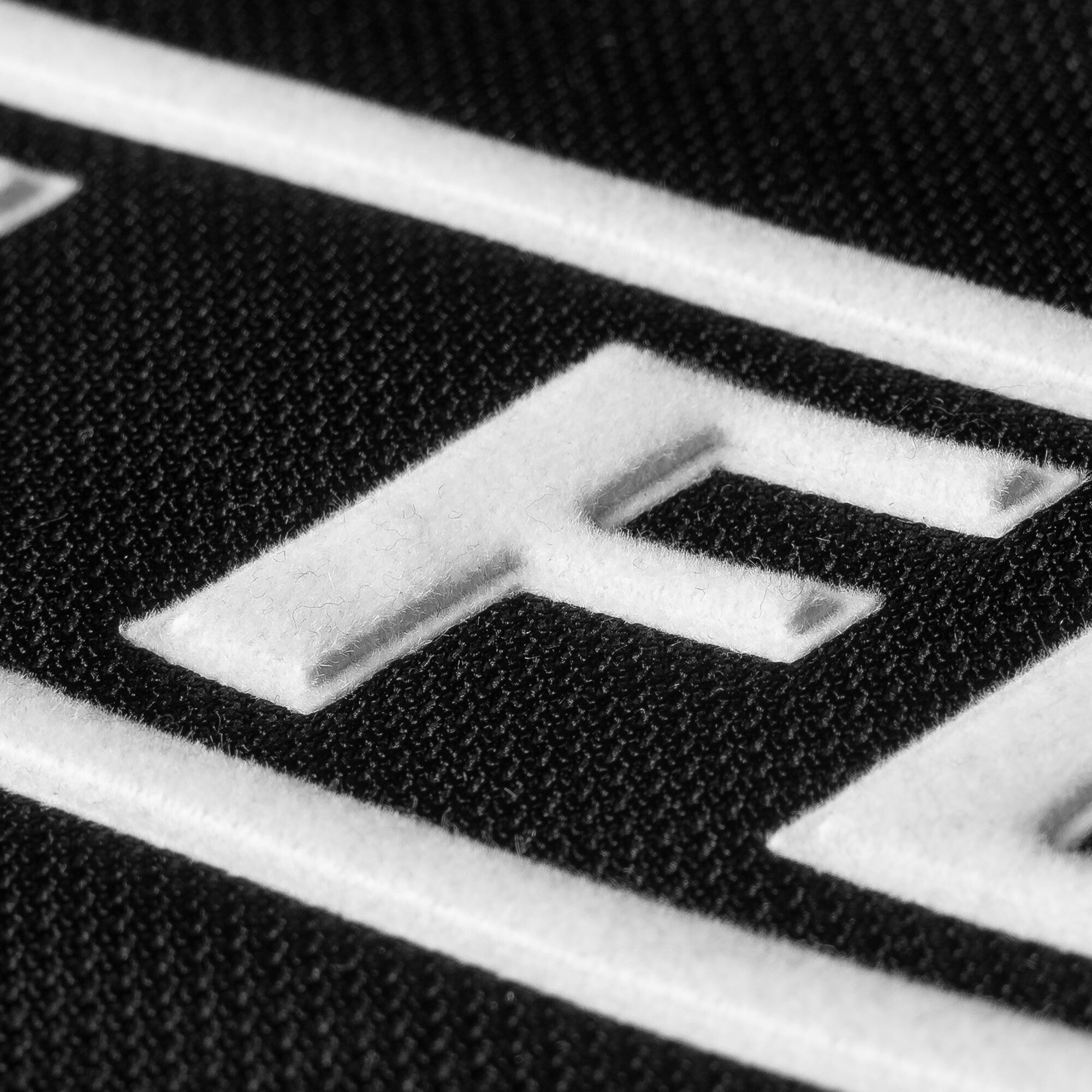 https://images.bravado.de/prod/product-assets/in-flames/in-flames/products/506264/web/433546/image-thumb__433546__3000x3000_original/In-Flames_Foregone-Soccer-Jersey_Trikot_s506264_o2402475_a433546_v11631967.160fe331.jpg