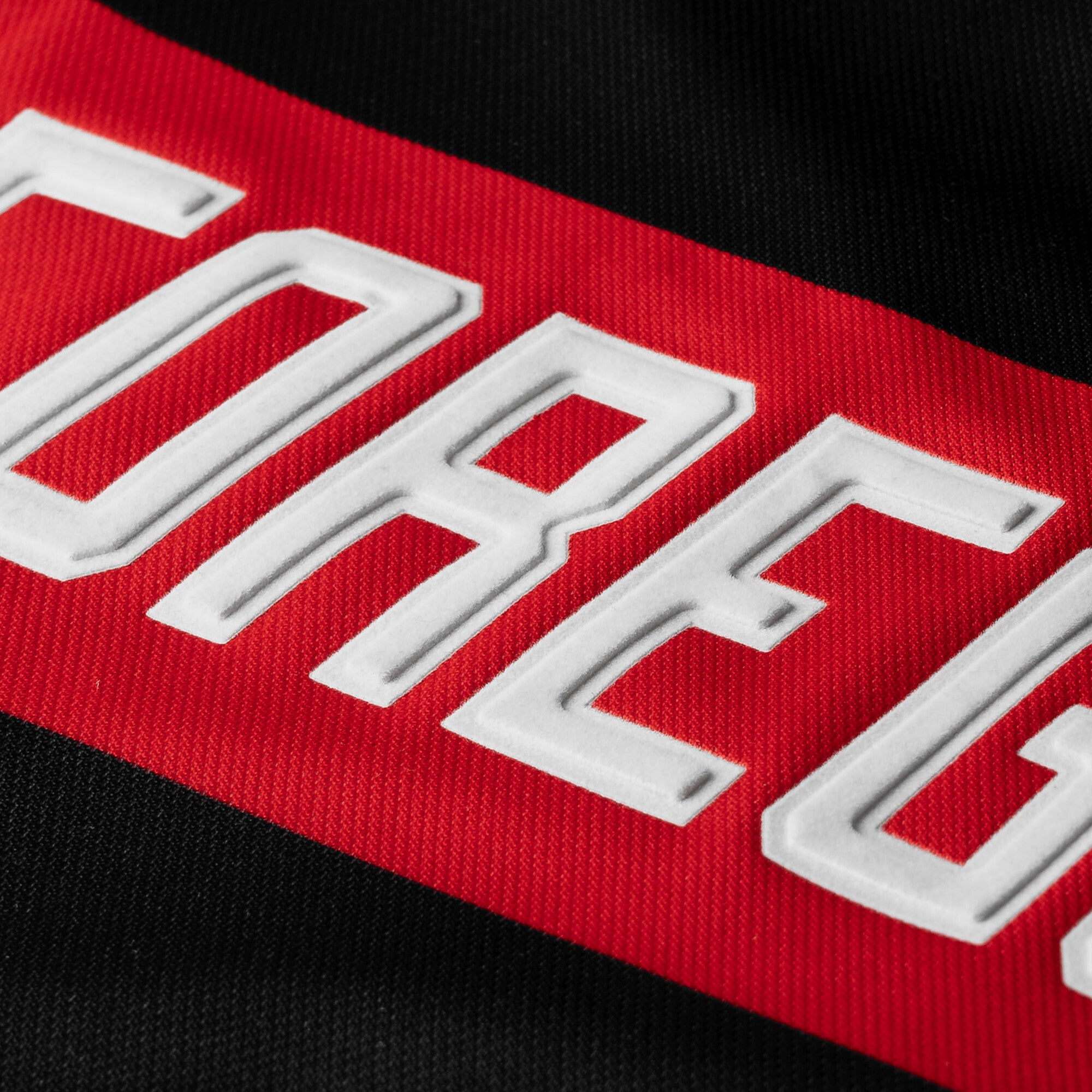 https://images.bravado.de/prod/product-assets/in-flames/in-flames/products/506264/web/433547/image-thumb__433547__3000x3000_original/In-Flames_Foregone-Soccer-Jersey_Trikot_s506264_o2402475_a433547_v11631968.1575c126.jpg